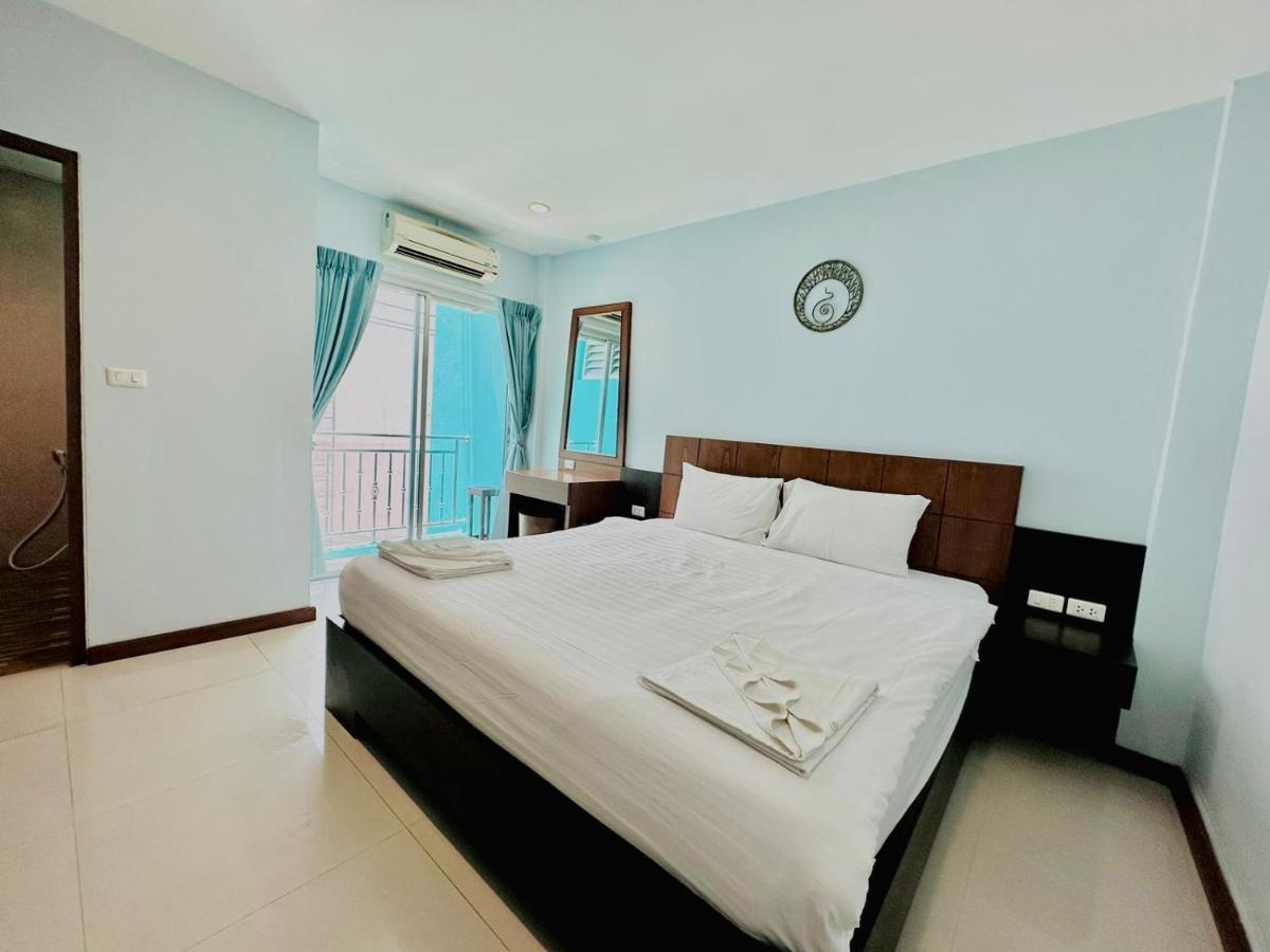 Cokoon Deva Patong Hotel Exterior foto