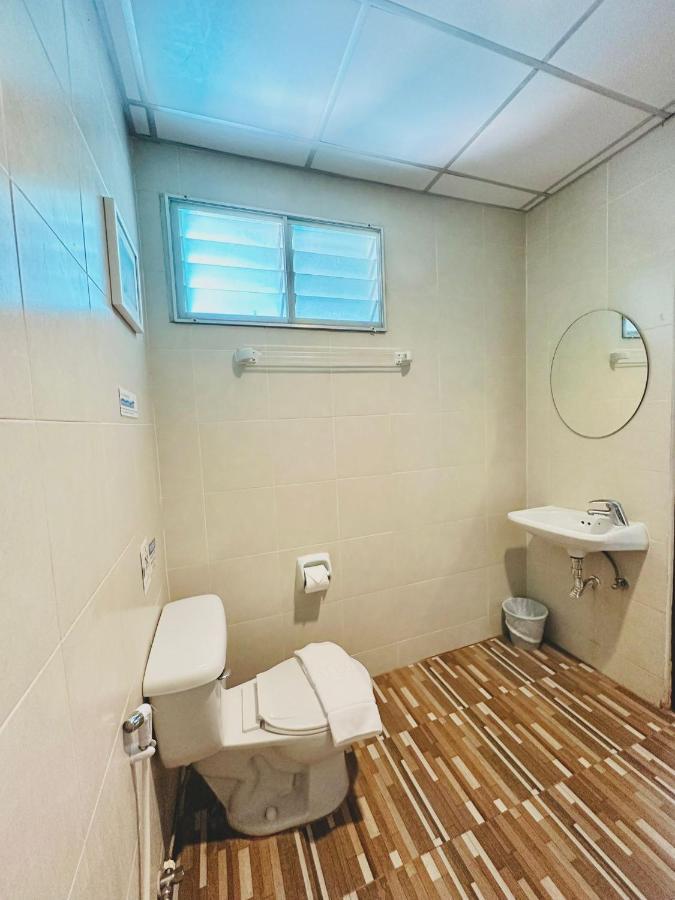 Cokoon Deva Patong Hotel Exterior foto