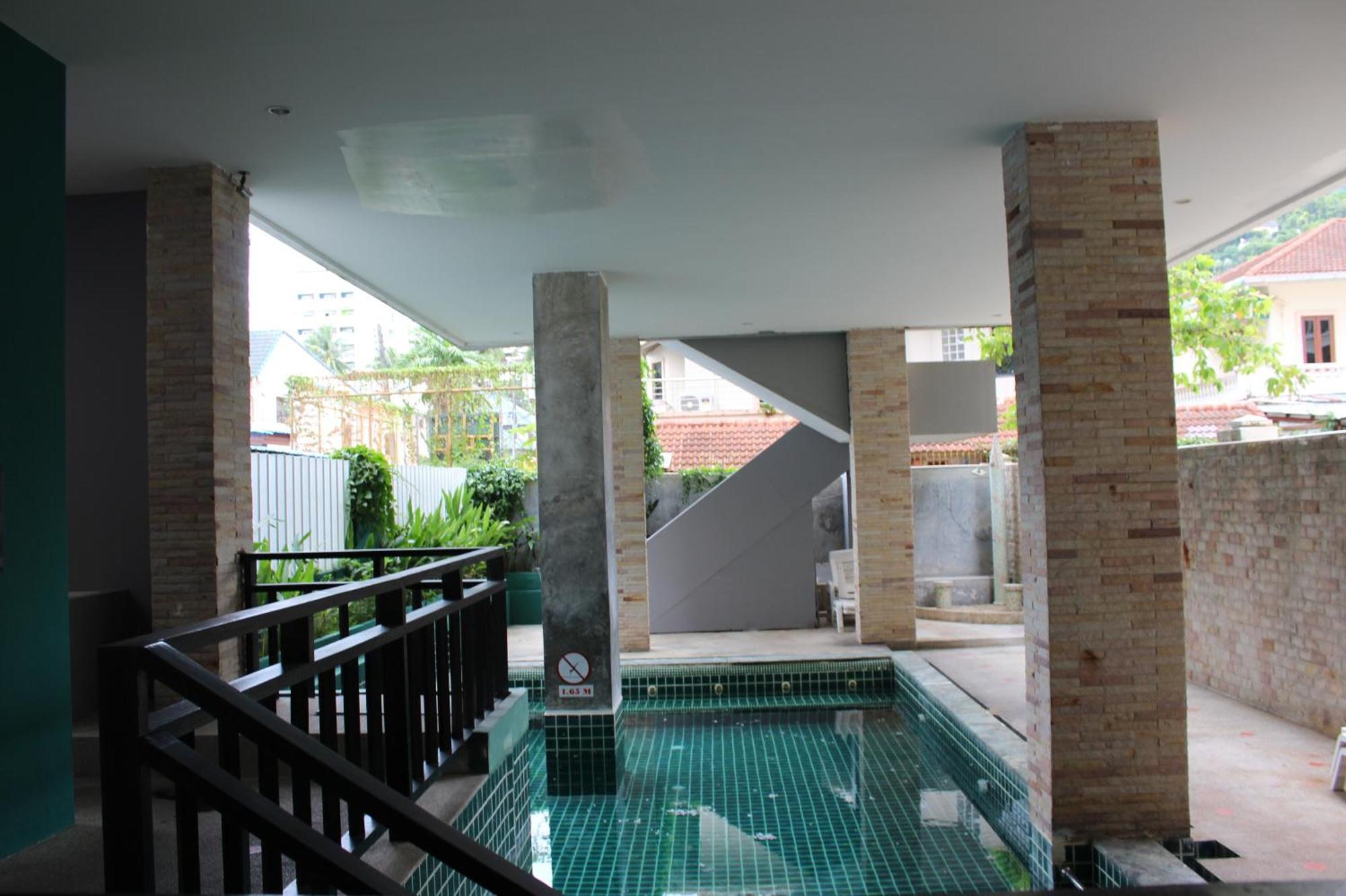 Cokoon Deva Patong Hotel Exterior foto